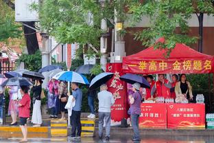 雷霆主帅：对手攻防两端都更积极 要给他们称赞